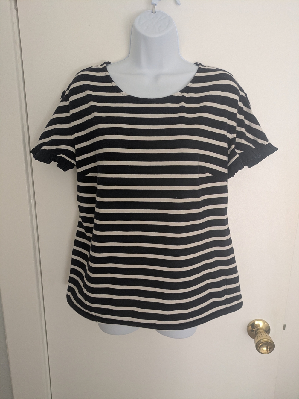 Talbots Navy and White Striped Short Sleeve Tee With Ruffled Sleeves Sz M